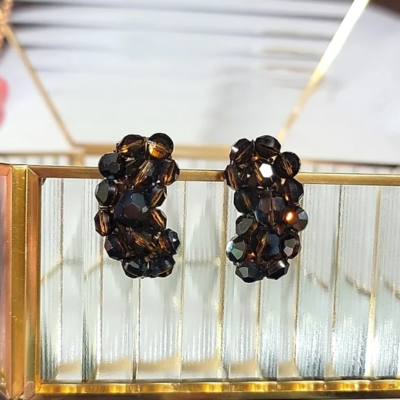 Vintage Amber Topaz Color Crystal Beaded Cluster Climber Clip On Earrings - Picture 1 of 7